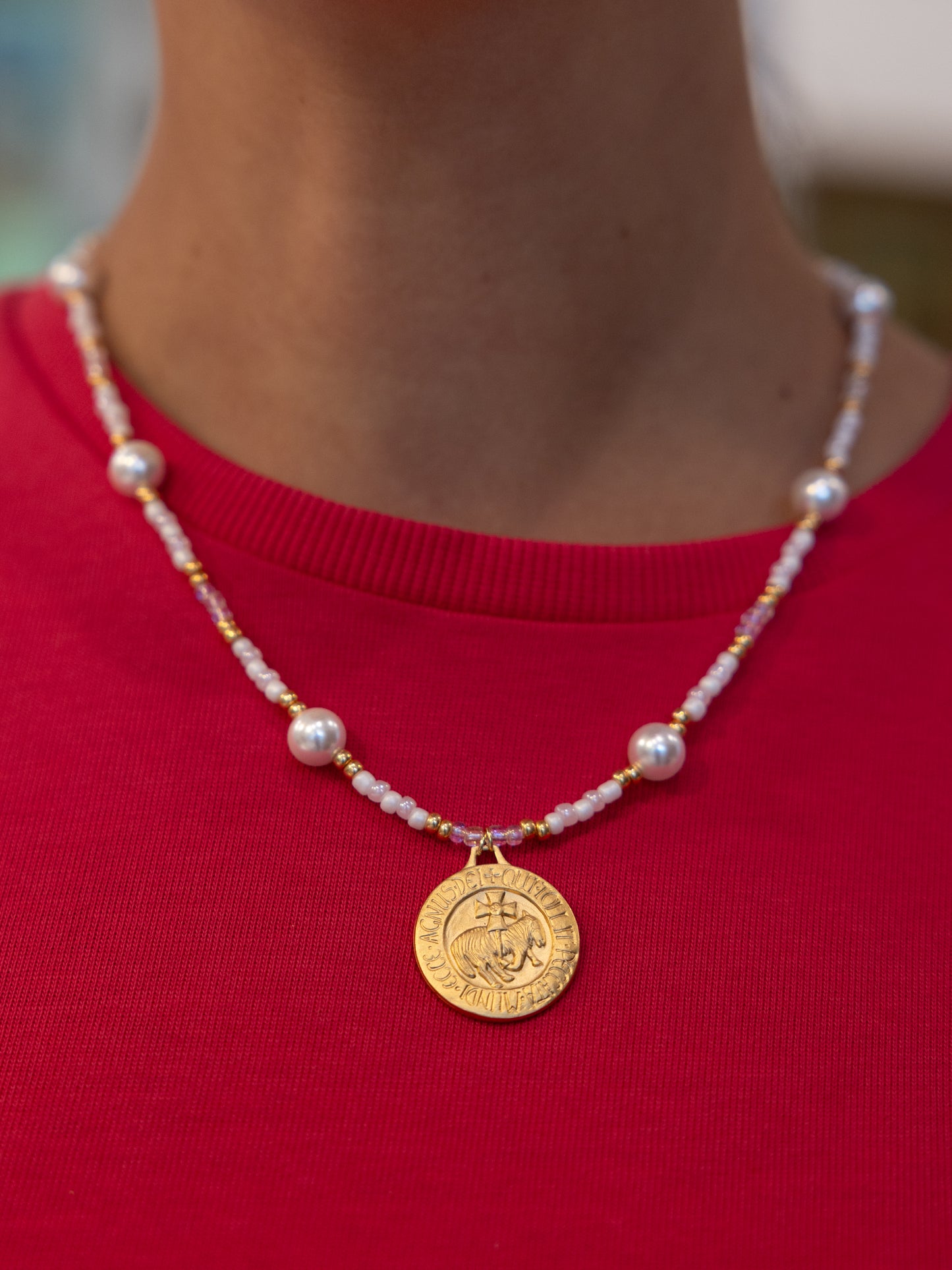 White Medal - Agnus Dei